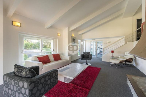 Venta Apartamento 1 Dormitorio Y Medio Punta Del Este Garage Parrillero Propio