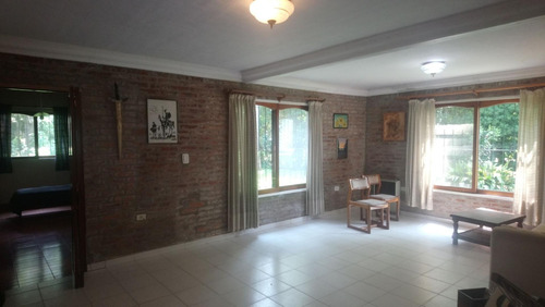 Imagen 16 de 30 de Venta.casa 4 Dormitorios + Casa 2 Dorm Barrio El Cazador