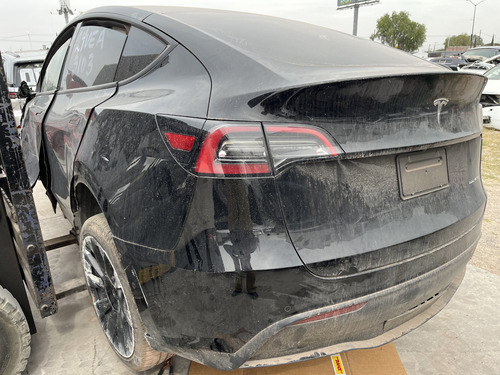 Tesla Model Y Por Partes - A A Q -
