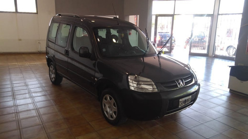 Imagen 1 de 7 de Peugeot Partner Patagonica 1.6 Hdi Vtc 2014