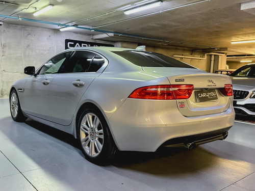 Jaguar XE XE PRESTIGE