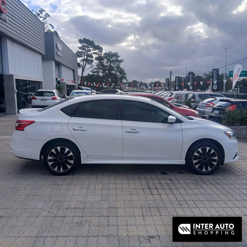 Nissan Sentra Sr 1.8 2018 Impecable! Interauto