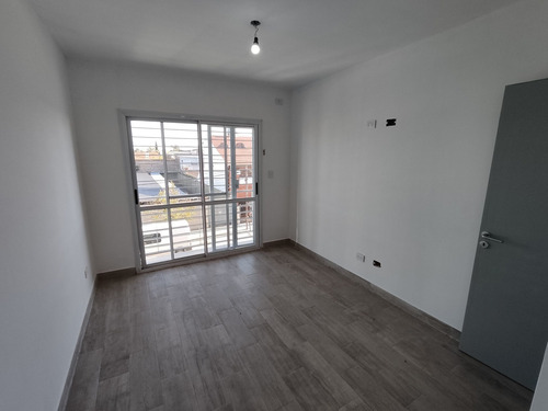 Imagen 15 de 25 de Venta 2 Ambientes Con Cochera En Morón