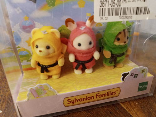 Sylvanian Families Baby Trio Ninja