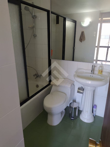 Departamento En Venta De 2d En Viña Poniente San Martin