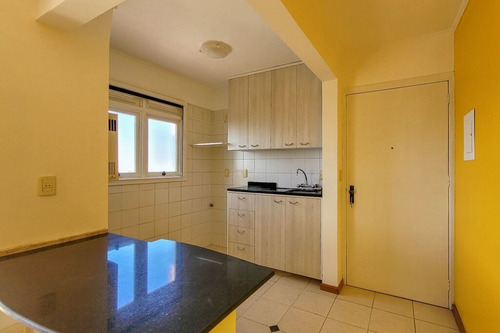 Imagem 19 de 30 de Apartamento À Venda No Bairro Cidade Baixa - Porto Alegre/rs - O-25348-41837