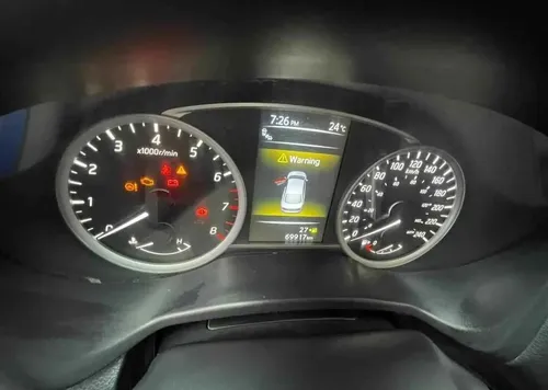 Nissan Sentra 1.7 Sr Turbo Mt