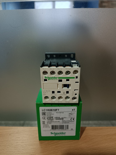 Minicontactor  Lc1k0610f7 3 Polos 110vca 