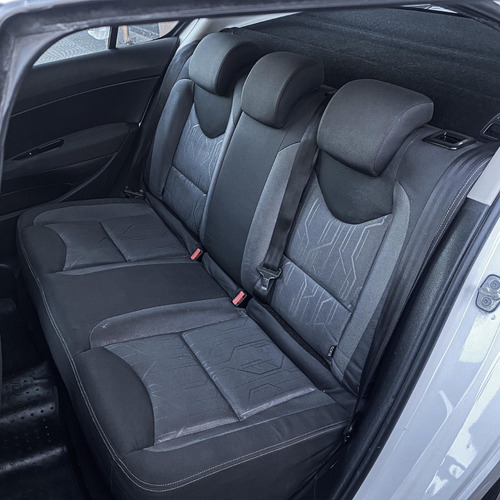Peugeot 408 1.6 Active 115cv