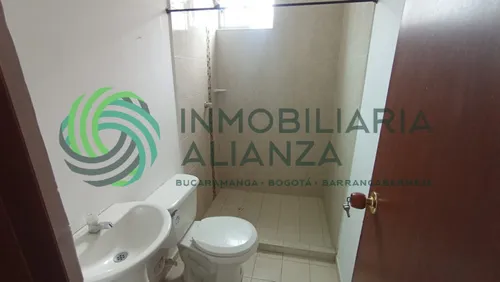 Apartamento En Arriendo En La Esmeralda. Cod A15554