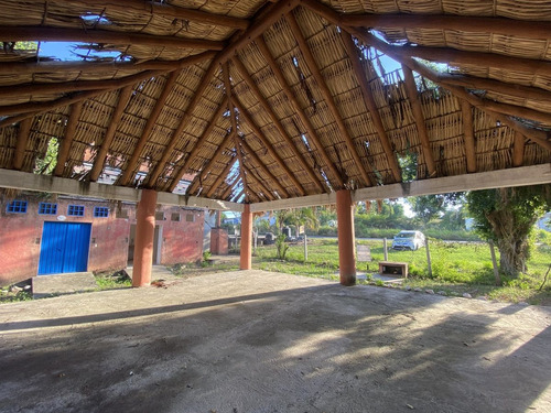 Terreno En El Coacoyul, A Pie De Carretera, Ideal Para Restaurant