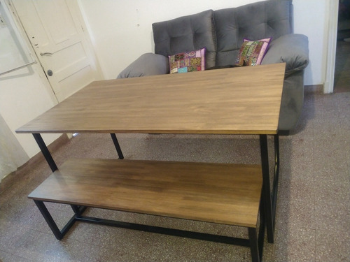 Imagen 2 de 4 de Mesa Comedor Más 1 Banco En Hierro Y Madera