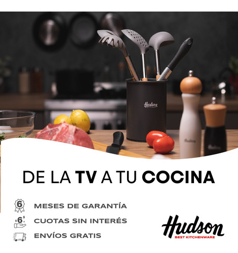 Imagen 4 de 5 de Set 6 Utensilios Nylon Con Mango De Madera Hudson Gris