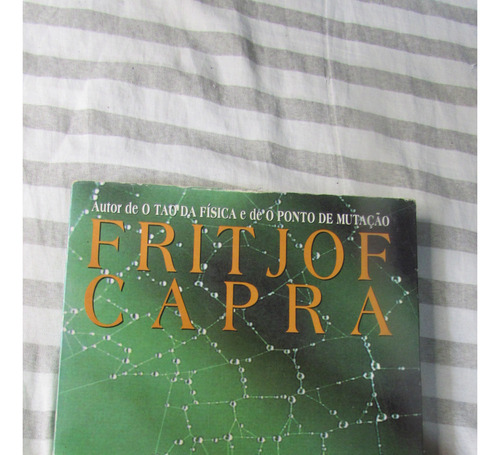 A Teia Da Vida (uma Nova Compreensão Científica Dos Sistemas Vivos) - Fritjof Capra