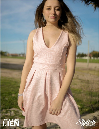 Imagen 8 de 10 de Alquiler De Trajes Y Vestidos; Para Hombres, Mujeres Y Niños