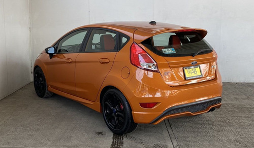 Imagen 7 de 13 de Ford Fiesta 2017 1.6 S 5vel Sedán Mt
