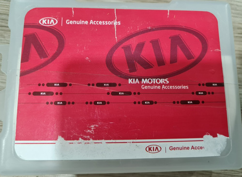 Juego De Tuercas De Seguridad Rin Kia Original 