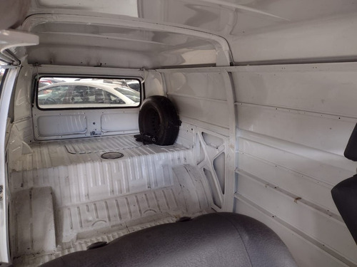 Imagem 9 de 9 de Volkswagen Kombi 1.4 Mi Furgão 8v 2014