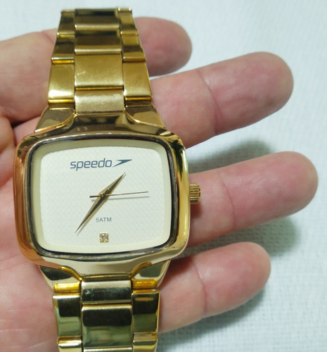 Relógio Speedo Dourado Lindo Grande Pouco Uso Veja Fotos