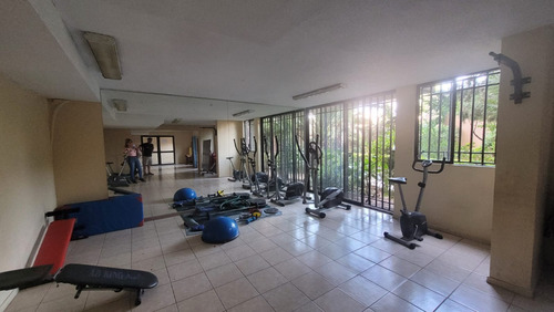 Portugal / Av. Irarrazaval, 40mt, 2 Dorm, 2 Baños