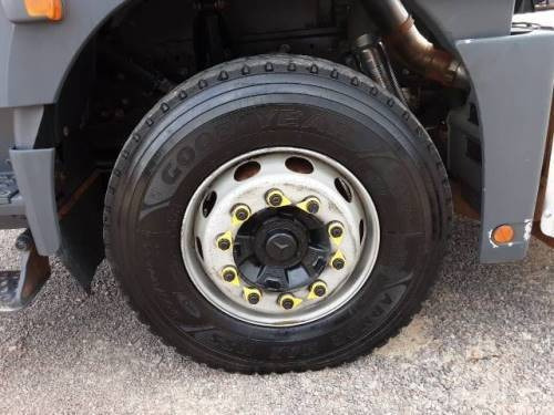 Imagem 14 de 14 de Mercedes Benz Axor 3344 S 6x4 2016/2016 230.289km