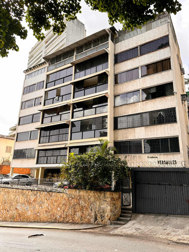 Apartamento Amplio En Obra Blanca, Av. La Salle, Cerca De Venevision