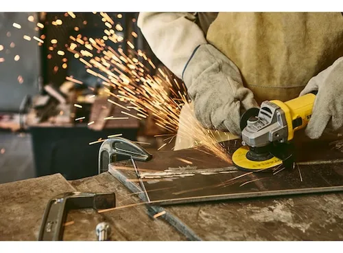 Esmeril Angular 4-1/2'' 750w (sg7115) Stanley