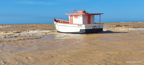 Barco De Pesca