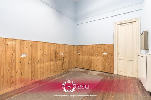 5amb C/dep · 211m² · Pb! 2 Patios! S/exp! Apto Prof! A Refacc! · Oportunidad!
