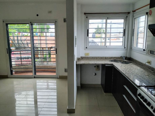 Imagen 8 de 14 de Semipiso En Venta En Lanus Oeste