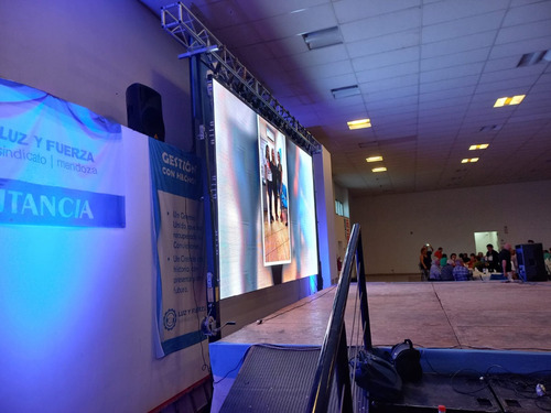 Alquiler De Pantalla Led Pich 3.9 Con Traslado Y Operador