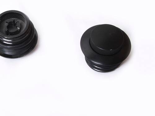 Imagen 4 de 5 de Tapones De Gasolina Doble Pop Up Negros Para Harley Davidson