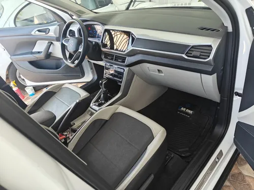 Volkswagen Taigun 1.0 Tsi Highline At