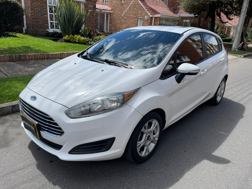 Ford Fiesta 1.6 Hatchback Se