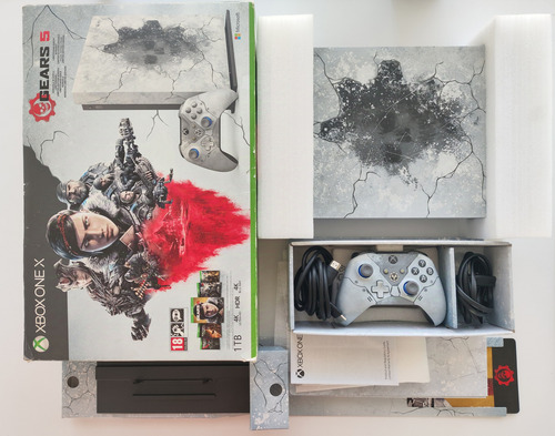 Consola Microsoft Xbox One X 1tb Edicion Gears 5 + Juegos (Usado)