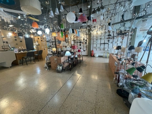 Imagen 3 de 5 de Venta - Local En Calle Reconquista 456 - Ezeiza