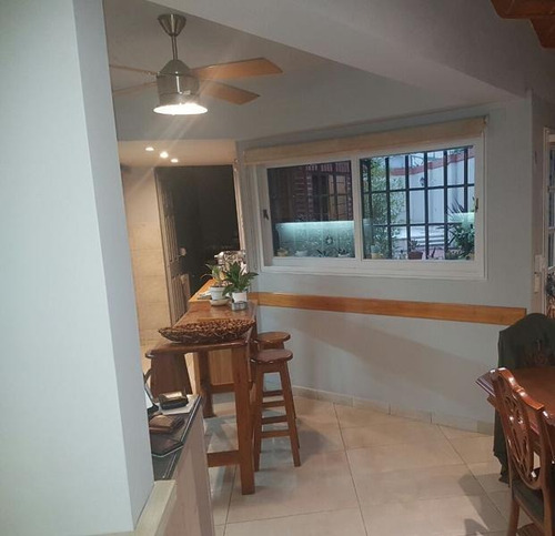 Imagen 10 de 30 de Importante Chalet En Venta En El Centro De Lanús Ideal Para Inversionista