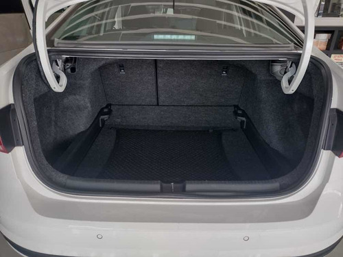 Imagen 5 de 10 de Volkswagen Virtus 2018 1.6 Comfortline