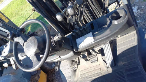 Imagen 11 de 17 de Autoelevador Toyota 62-8fd15 1500kg Torre Triple C/desp