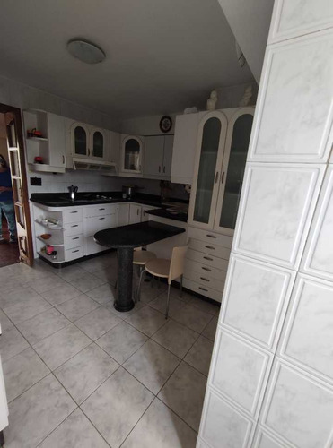 Imagen 15 de 24 de Vendo Apartamento 139m2 3h/3b/2pe Lomas De Prados Del Este 7770