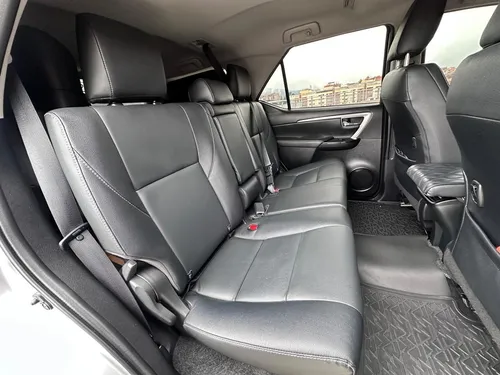 Toyota Fortuner Srv 2.4 Turbo Diesel Automatica 2022
