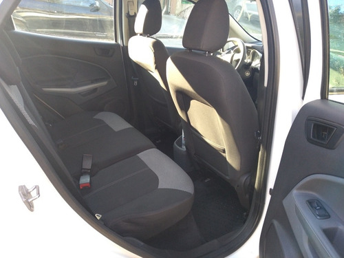 Imagen 10 de 11 de Ford Ecosport 2016 1.6 Freestyle 110cv 4x2