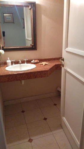 Imagen 14 de 15 de Casa En Venta - Lomas De San Isidro