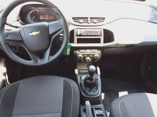 Imagem 3 de 9 de Chevrolet Onix 1.0 Mpfi Joy 8v Flex 4p Manual