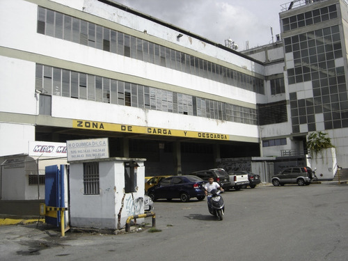 Imagen 1 de 14 de Planta Industrial En Alquiler Guaicay 875 M2