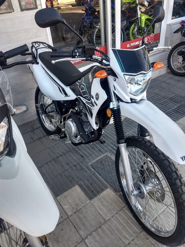 Imagen 7 de 17 de Yamaha Xtz 125 Blanca Y Azul