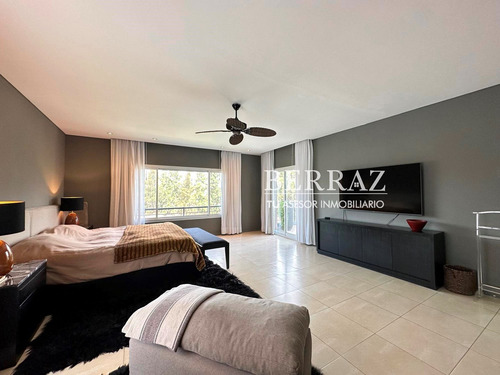 Casa En Venta En Barrio Cabos Del Lago Nordelta Tigre Lote De 1200 M2