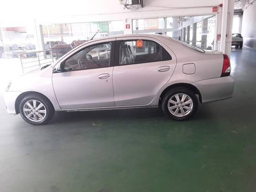 Imagem 3 de 10 de Toyota Etios 1.5 X Plus Sedan 16v Flex 4p Automático