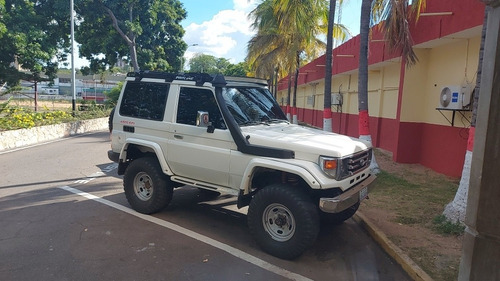 Imagen 2 de 6 de Toyota Machito 4.5 Land Cruiser 4.5
