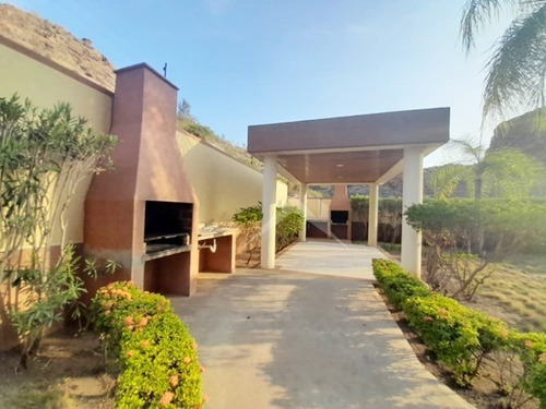 Imagen 2 de 19 de Apartamento En Venta En El Conjunto Residencial Costa Guaica En Lecheria
